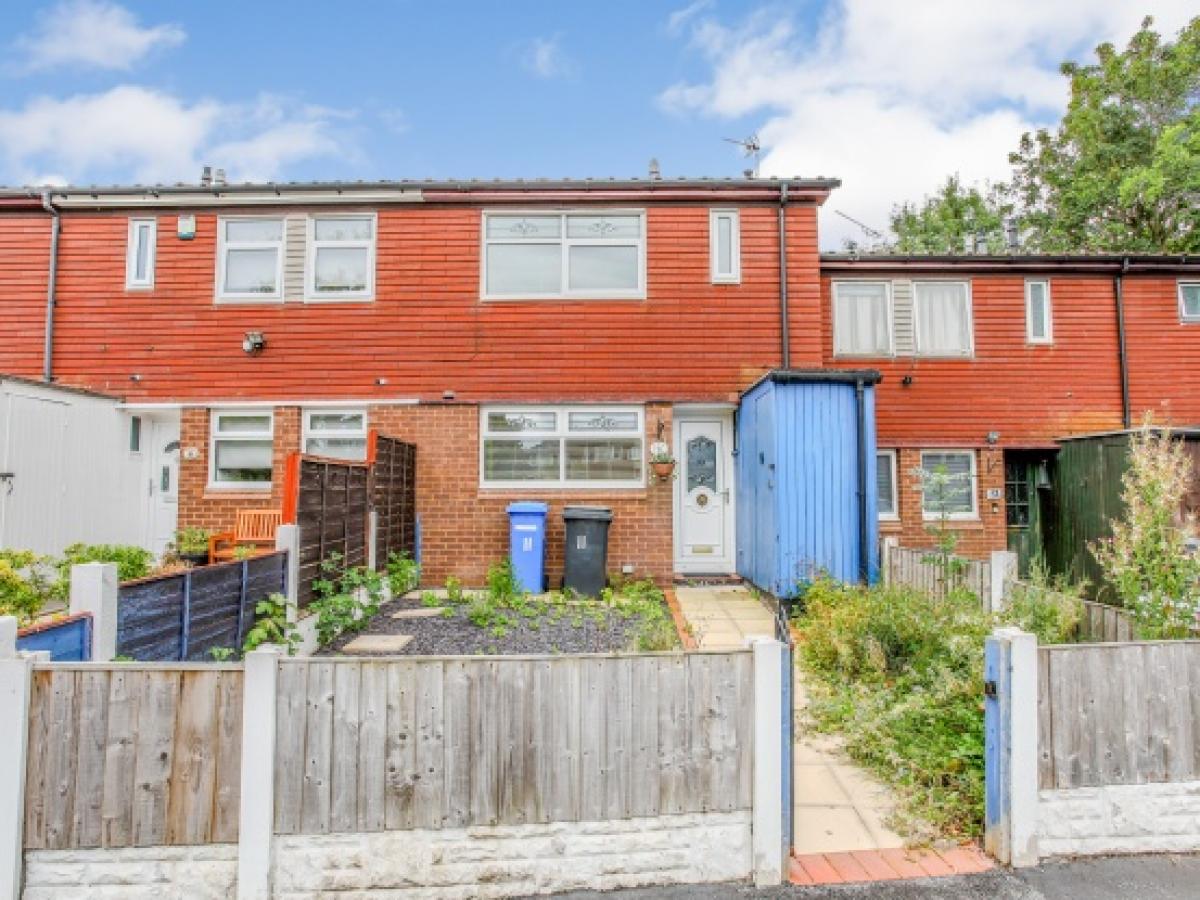 Picture of Home For Sale in Runcorn, Cheshire, United Kingdom