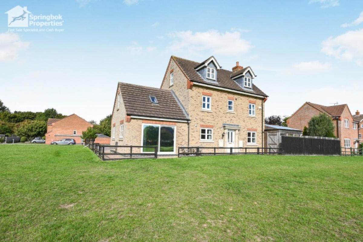 Picture of Home For Sale in Spalding, Lincolnshire, United Kingdom