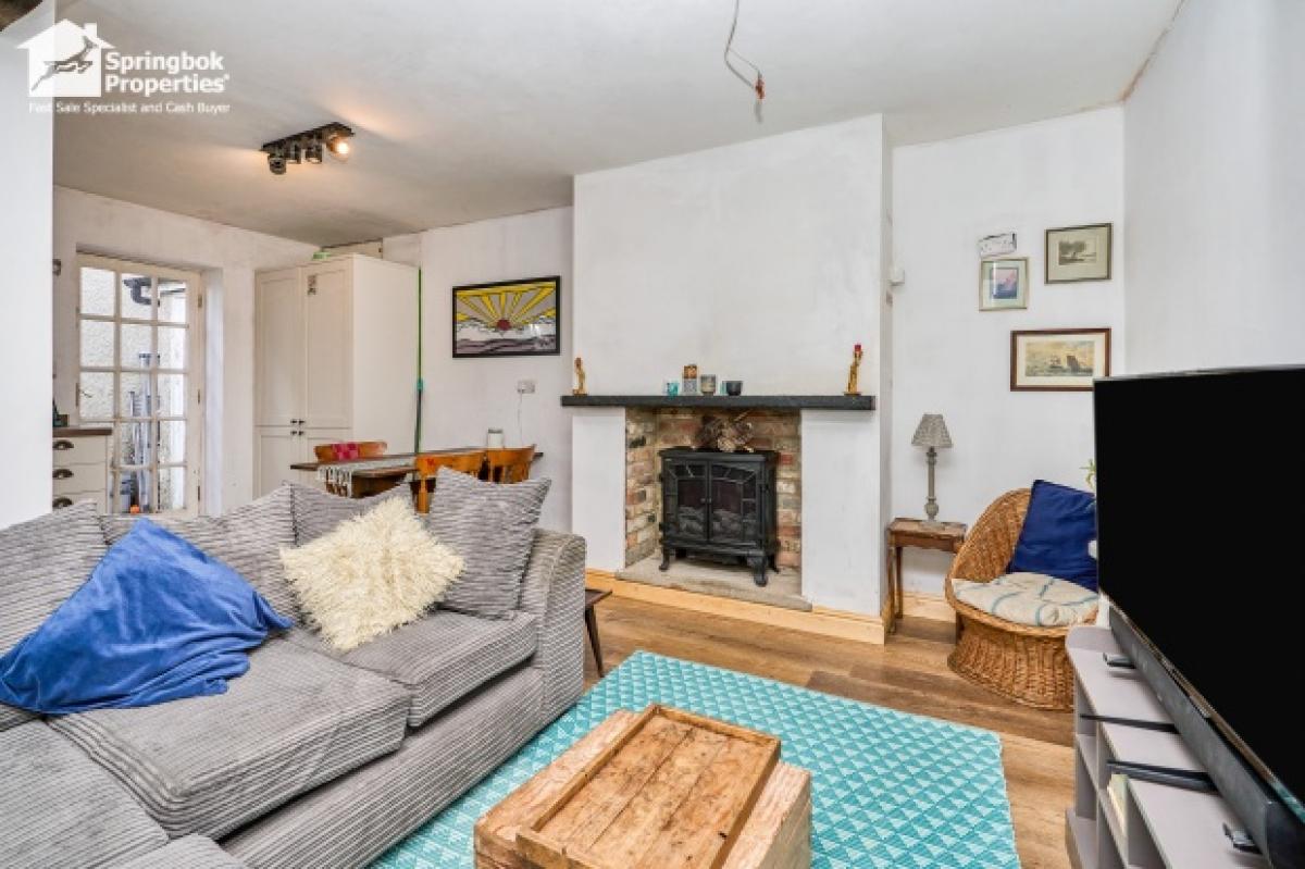 Picture of Home For Sale in Ryde, Isle of Wight, United Kingdom