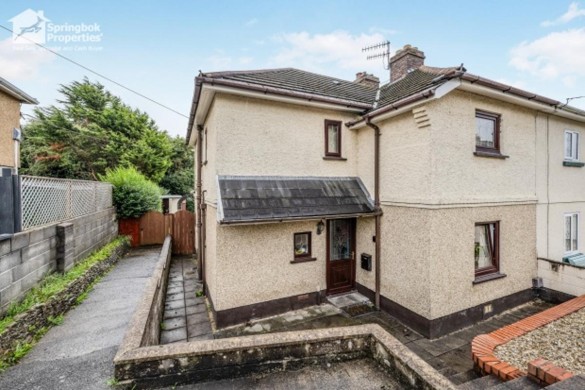 Picture of Home For Sale in Llanelli, Carmarthenshire, United Kingdom