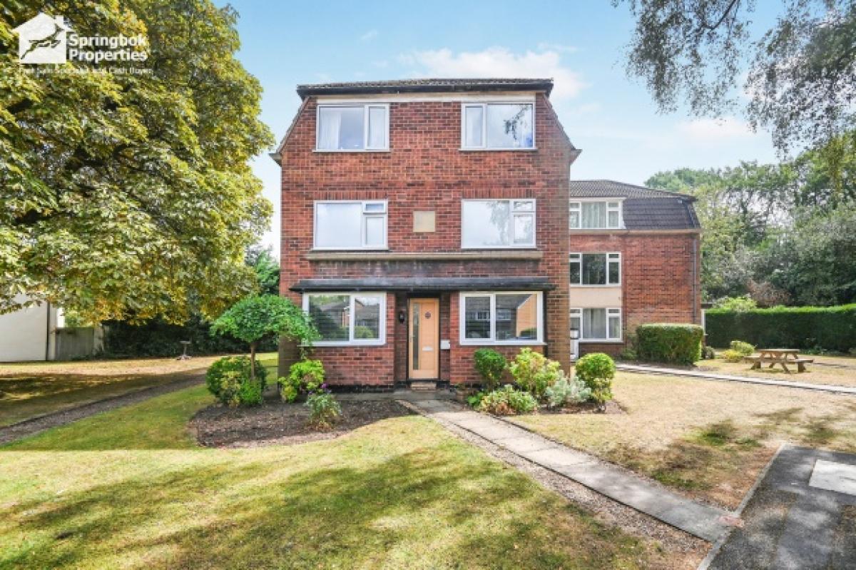 Picture of Apartment For Sale in Birmingham, West Midlands, United Kingdom