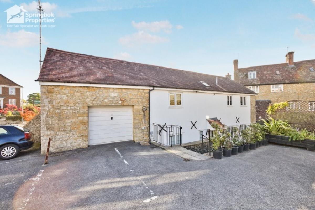 Picture of Home For Sale in Sherborne, Dorset, United Kingdom