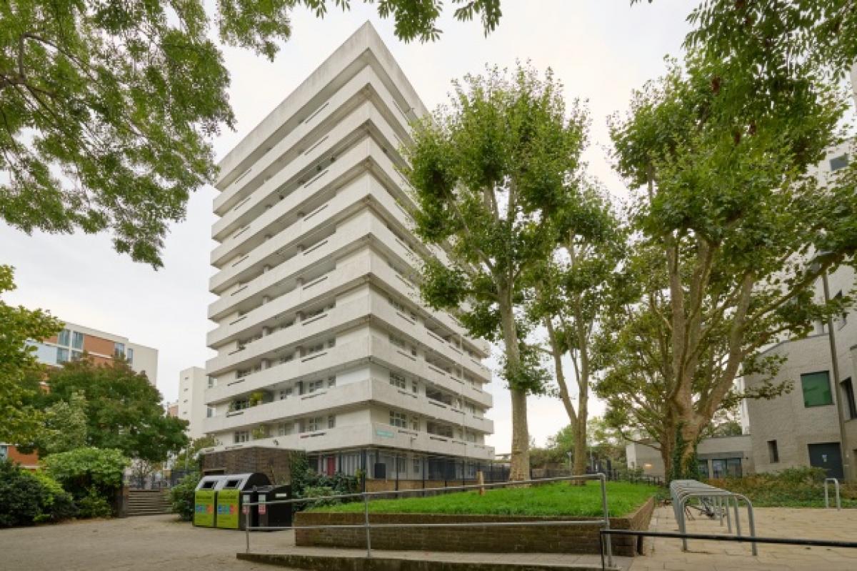 Picture of Apartment For Sale in London, Greater London, United Kingdom