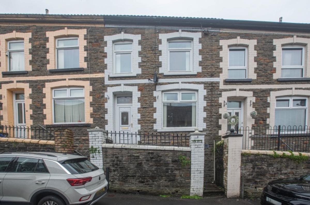Picture of Home For Sale in Merthyr Tydfil, Mid Glamorgan, United Kingdom