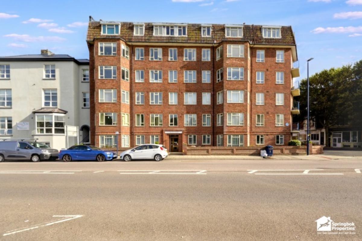 Picture of Apartment For Sale in Southsea, Hampshire, United Kingdom