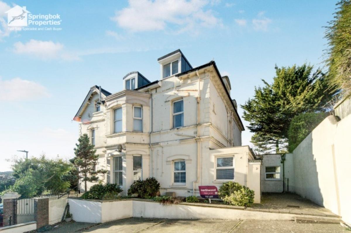Picture of Apartment For Sale in Eastbourne, East Sussex, United Kingdom