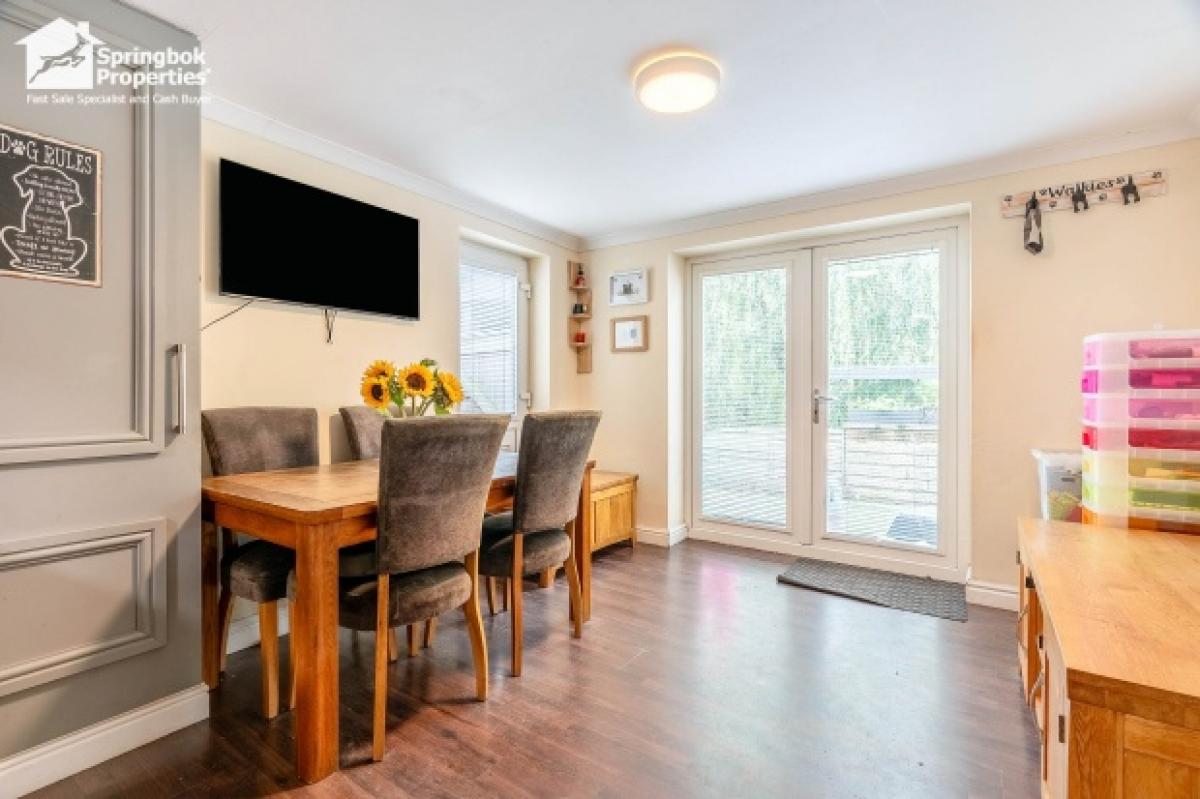 Picture of Home For Sale in Burnley, Lancashire, United Kingdom
