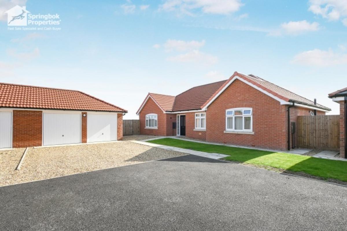 Picture of Home For Sale in Spalding, Lincolnshire, United Kingdom
