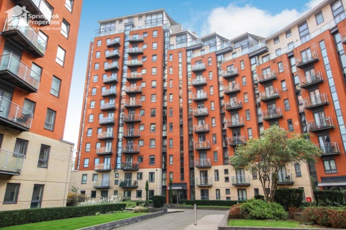 Picture of Apartment For Sale in Leeds, West Yorkshire, United Kingdom