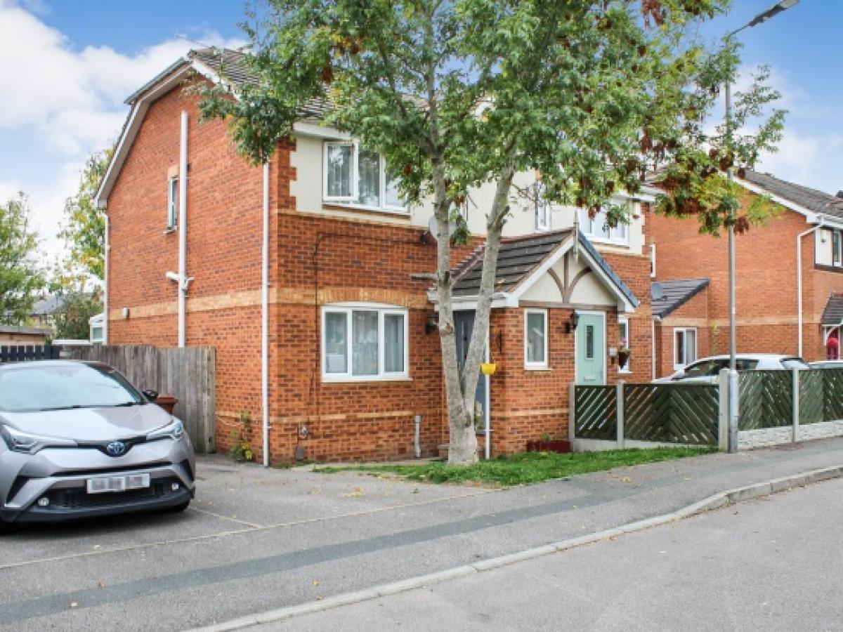 Picture of Home For Sale in Wakefield, West Yorkshire, United Kingdom
