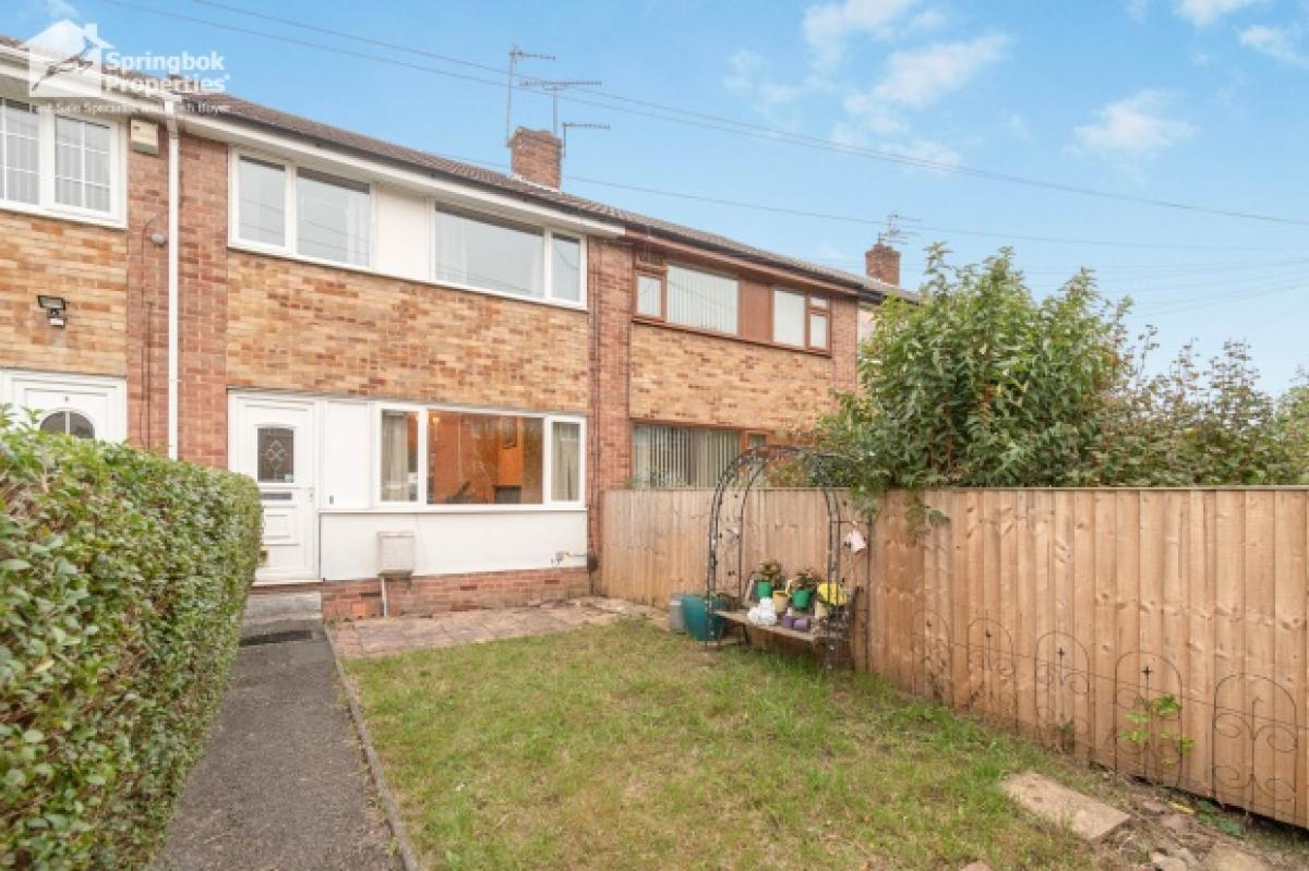 Picture of Home For Sale in Bradford, West Yorkshire, United Kingdom
