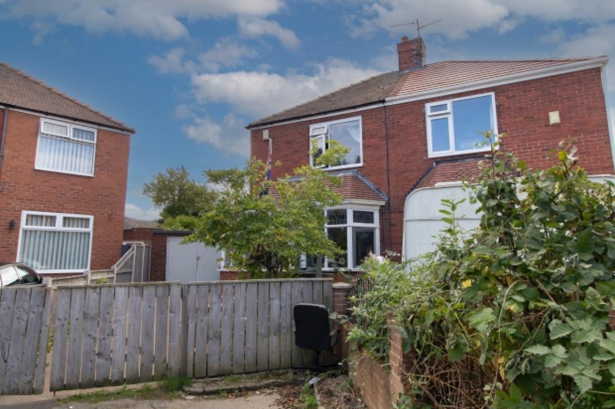 Picture of Home For Sale in Middlesbrough, North Yorkshire, United Kingdom