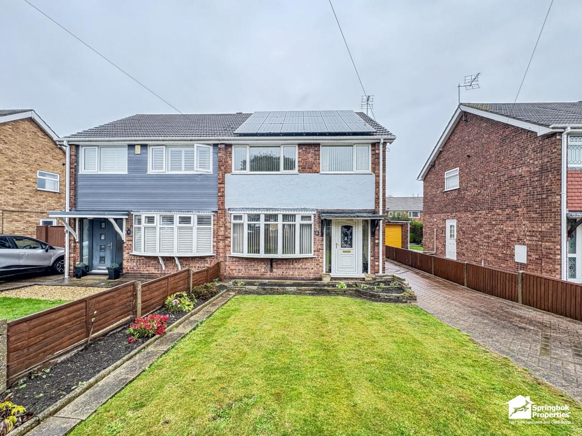 Picture of Home For Sale in Grimsby, Lincolnshire, United Kingdom