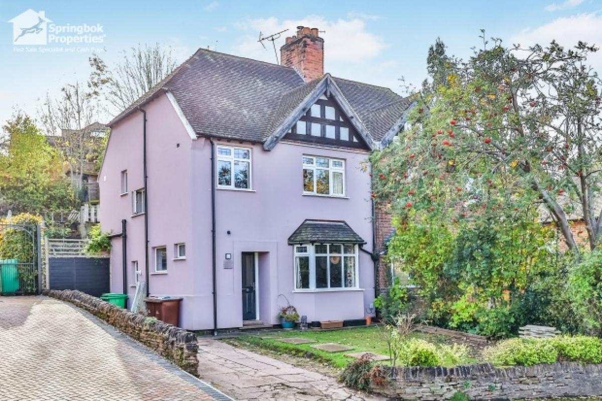 Picture of Home For Sale in Nottingham, Nottinghamshire, United Kingdom