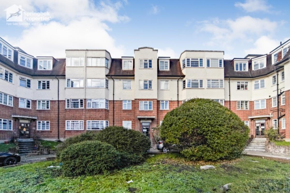 Picture of Apartment For Sale in London, Greater London, United Kingdom