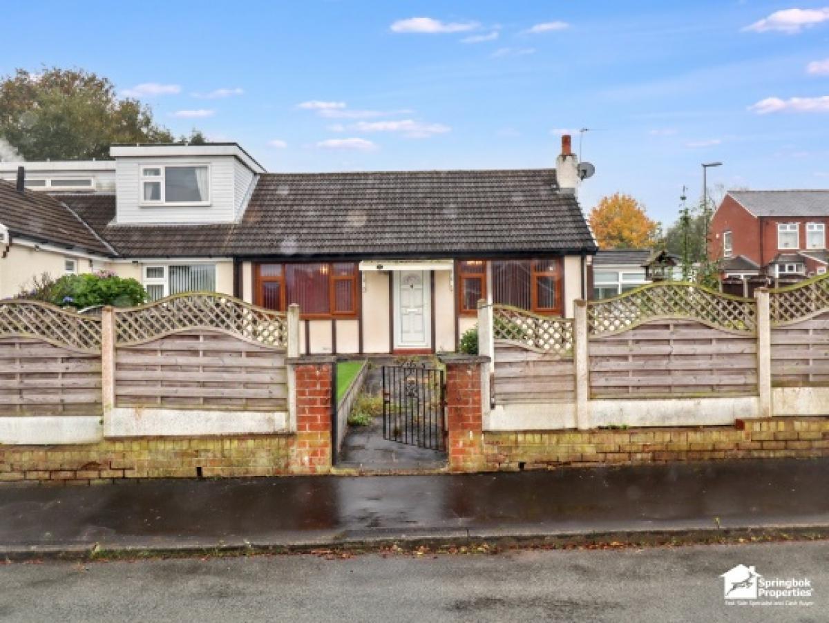 Picture of Home For Sale in Milnrow, Greater Manchester, United Kingdom