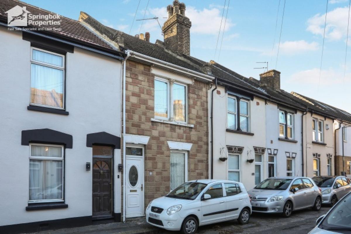 Picture of Home For Sale in Rochester, Kent, United Kingdom