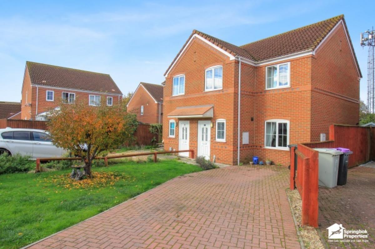 Picture of Home For Sale in Louth, Lincolnshire, United Kingdom