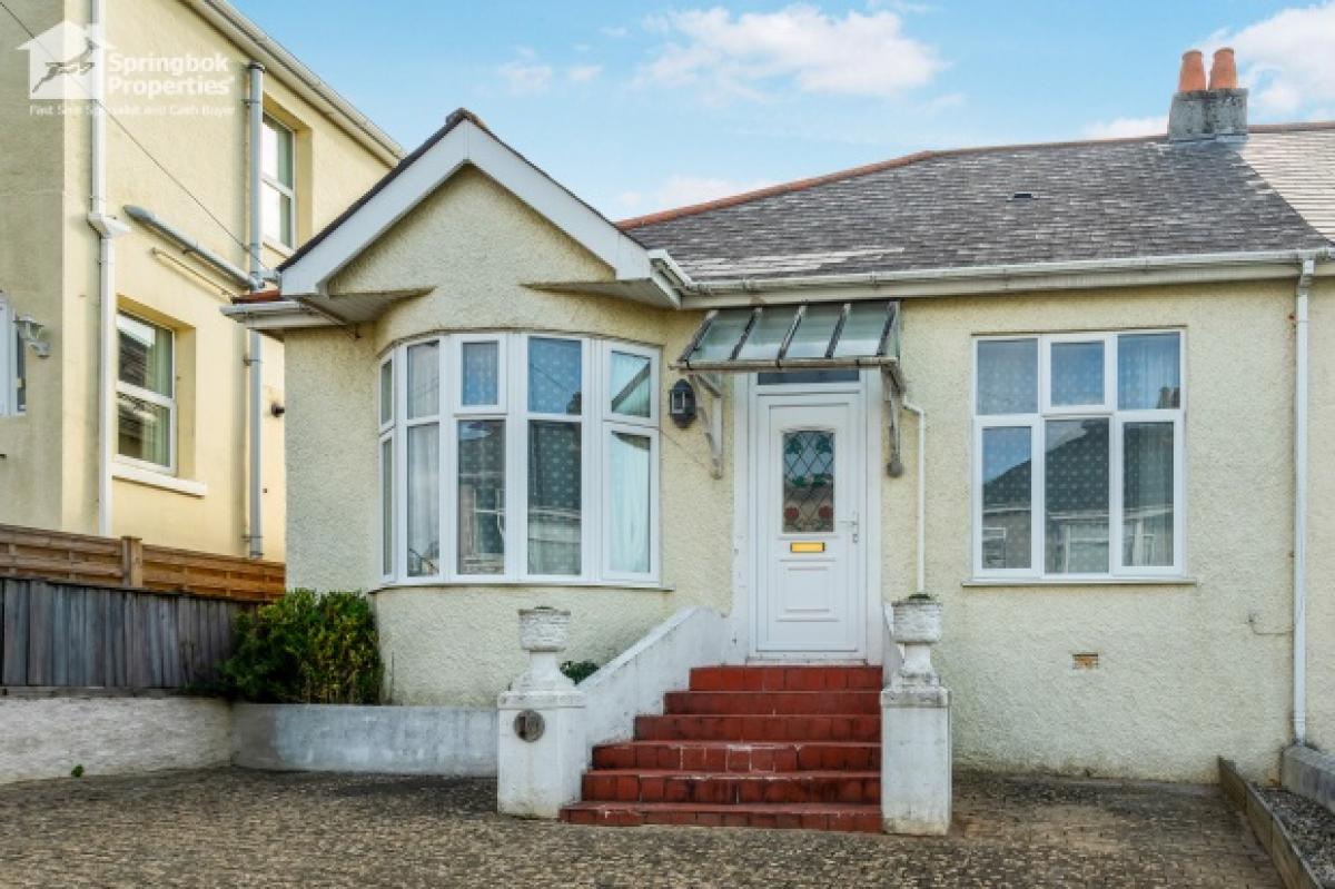 Picture of Home For Sale in Plymouth, Devon, United Kingdom