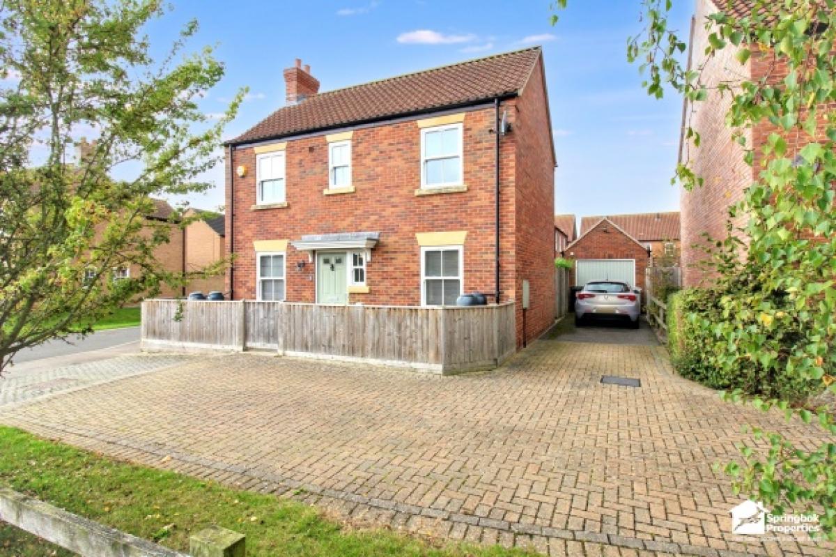 Picture of Home For Sale in Alford, Lincolnshire, United Kingdom