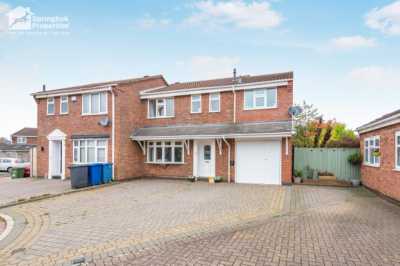 Home For Sale in Tamworth, United Kingdom