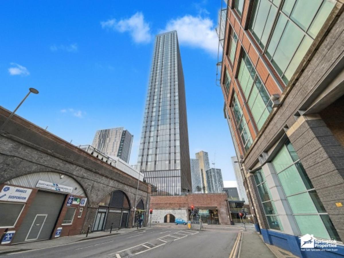 Picture of Apartment For Sale in Manchester, Greater Manchester, United Kingdom