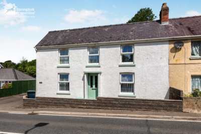 Home For Sale in Carmarthen, United Kingdom