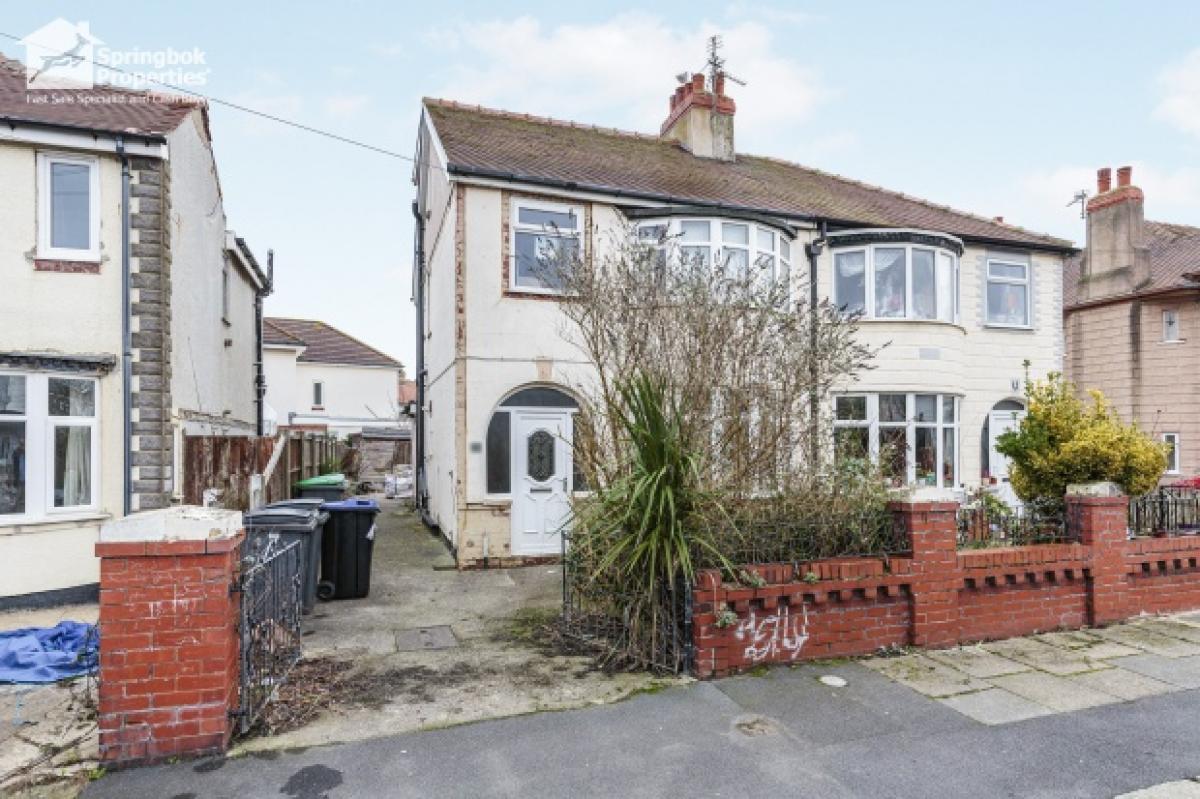 Picture of Home For Sale in Thornton Cleveleys, Lancashire, United Kingdom