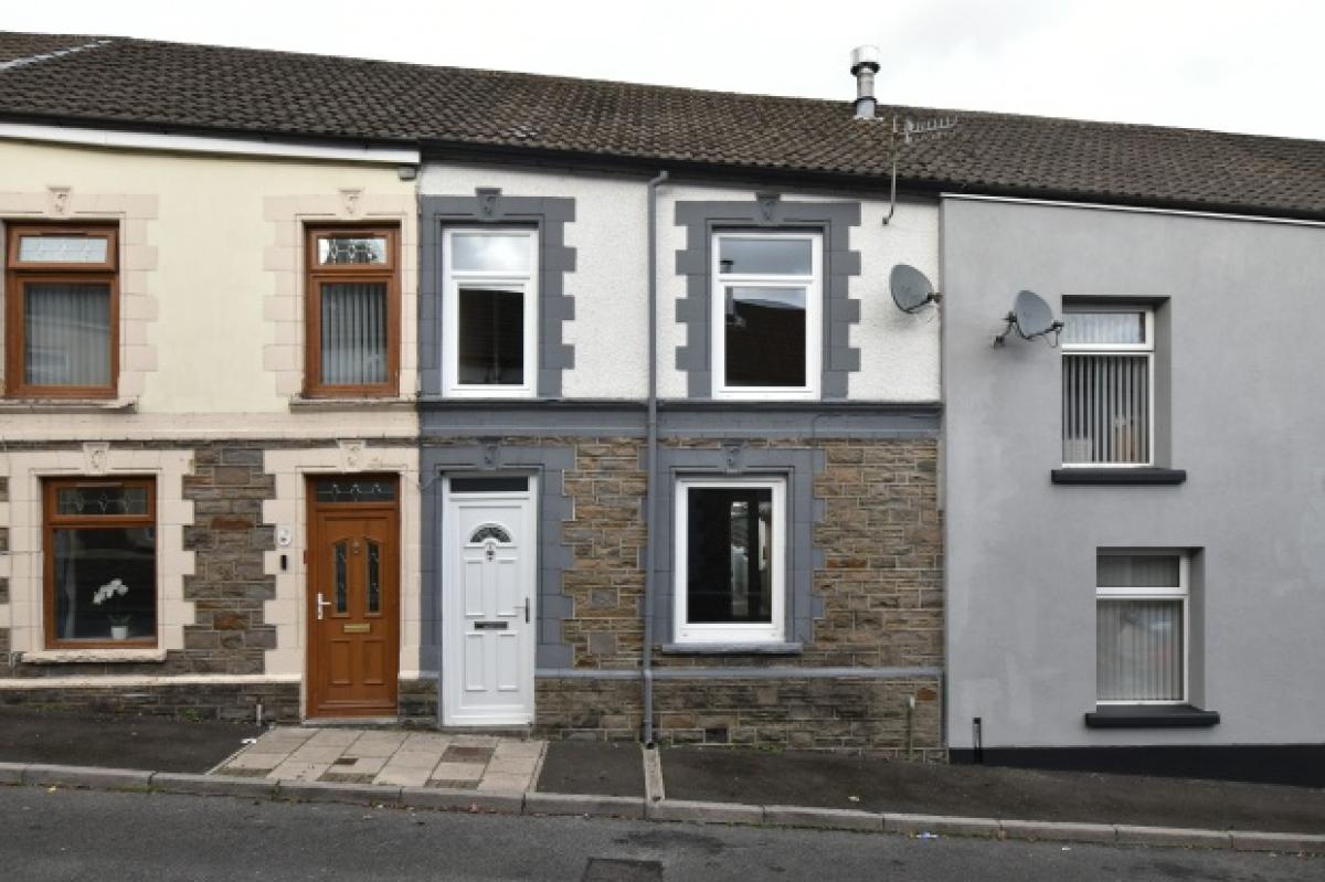 Picture of Home For Sale in Merthyr Tydfil, Mid Glamorgan, United Kingdom