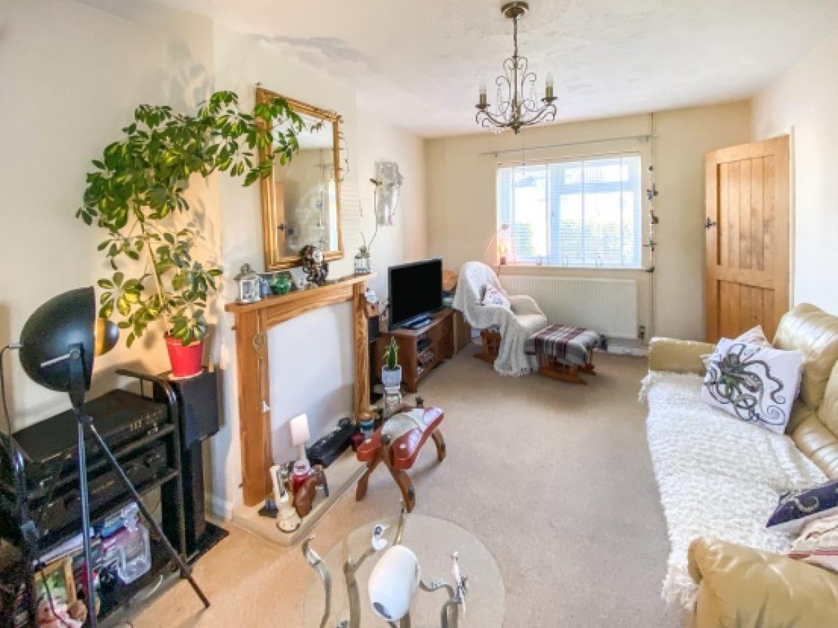 Picture of Home For Sale in Chippenham, Wiltshire, United Kingdom