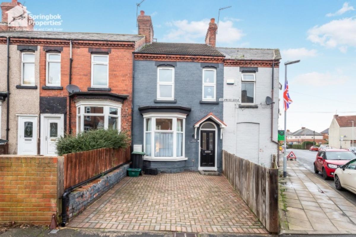 Picture of Home For Sale in Darlington, County Durham, United Kingdom