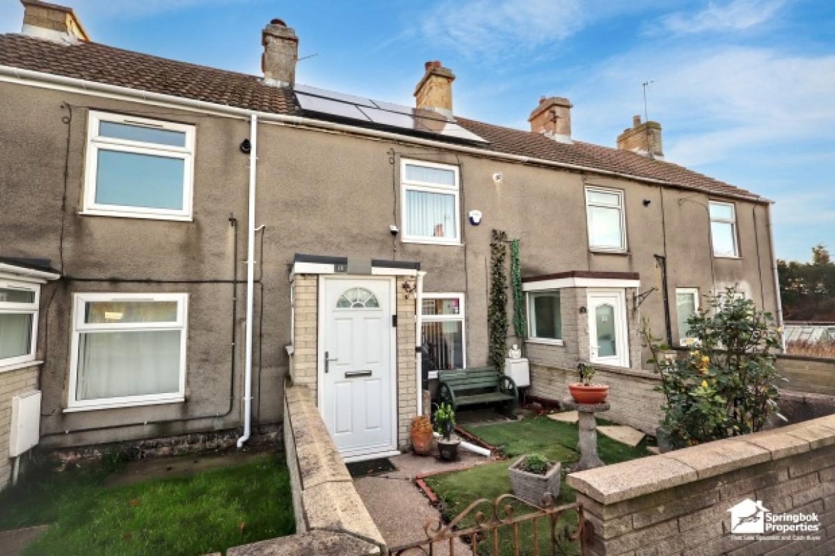 Picture of Home For Sale in Worksop, Nottinghamshire, United Kingdom