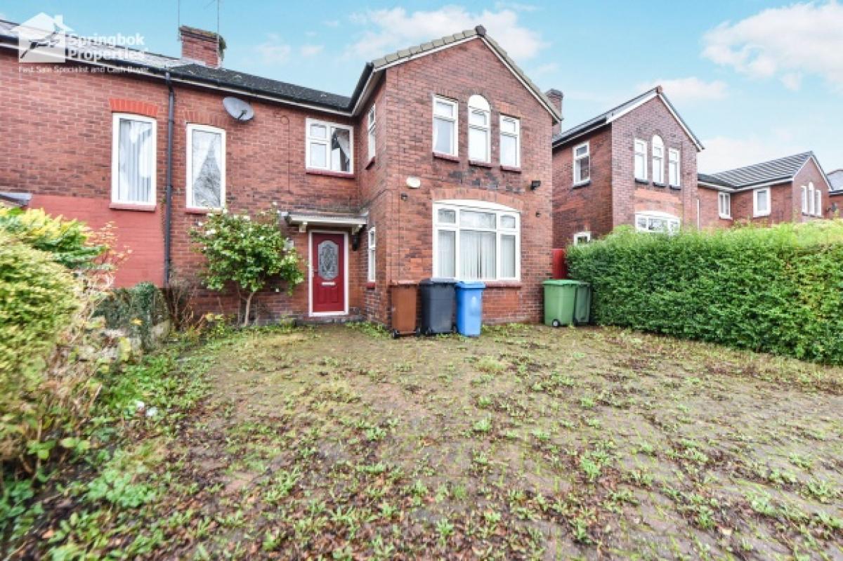 Picture of Home For Sale in Oldham, Greater Manchester, United Kingdom
