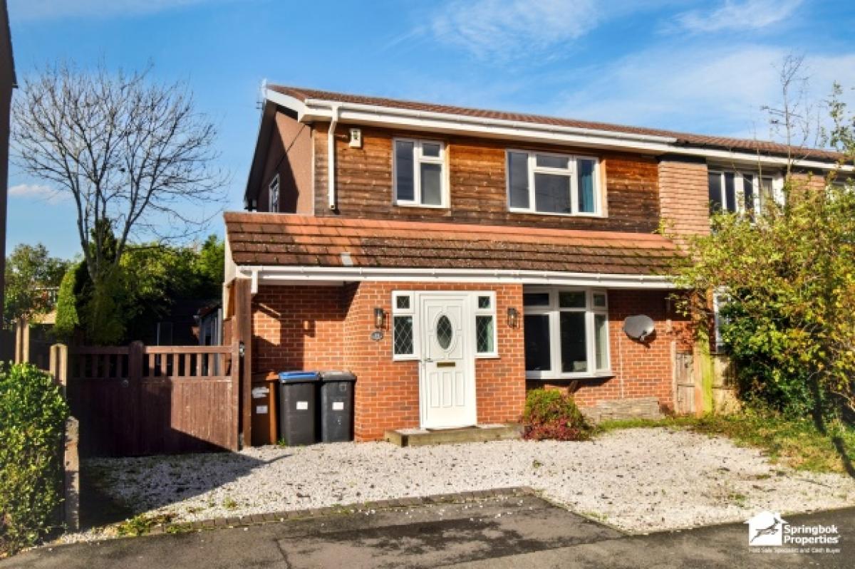 Picture of Home For Sale in Leicester, Leicestershire, United Kingdom