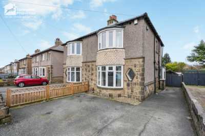 Home For Sale in Huddersfield, United Kingdom