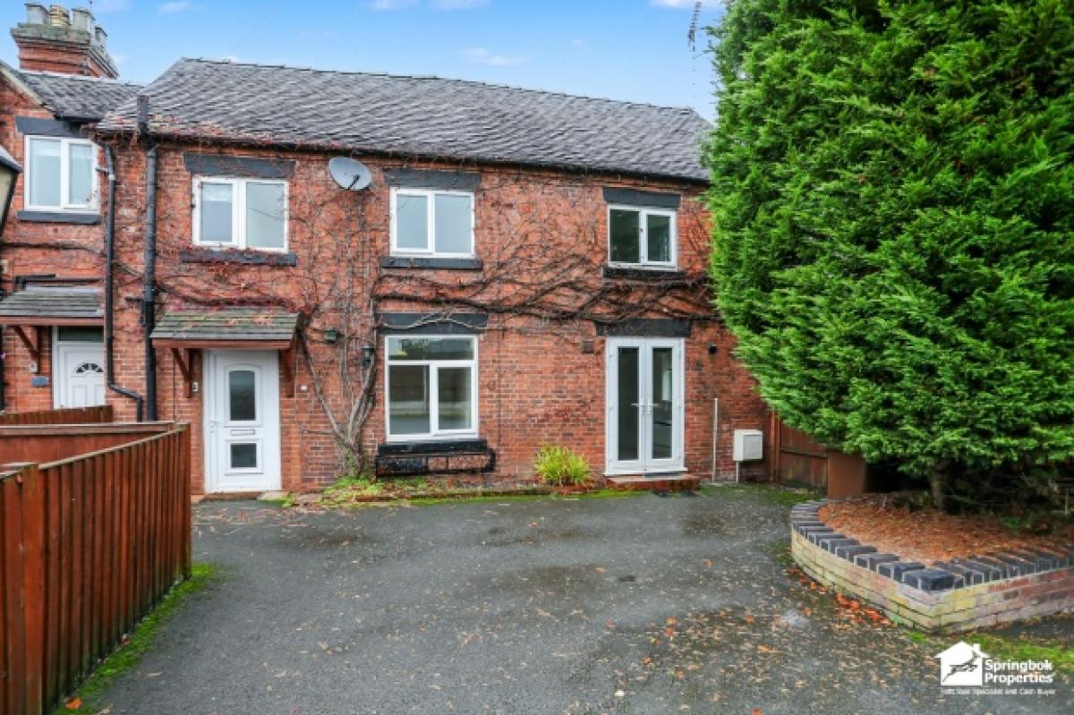 Picture of Home For Sale in Uttoxeter, Staffordshire, United Kingdom