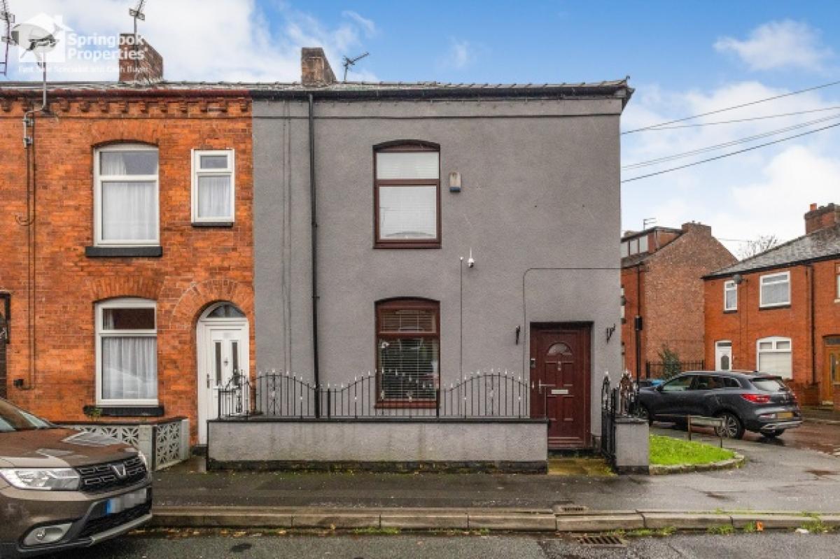 Picture of Home For Sale in Manchester, Greater Manchester, United Kingdom