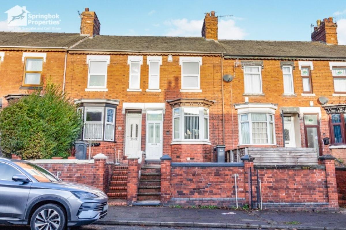 Picture of Home For Sale in Stoke on Trent, Staffordshire, United Kingdom