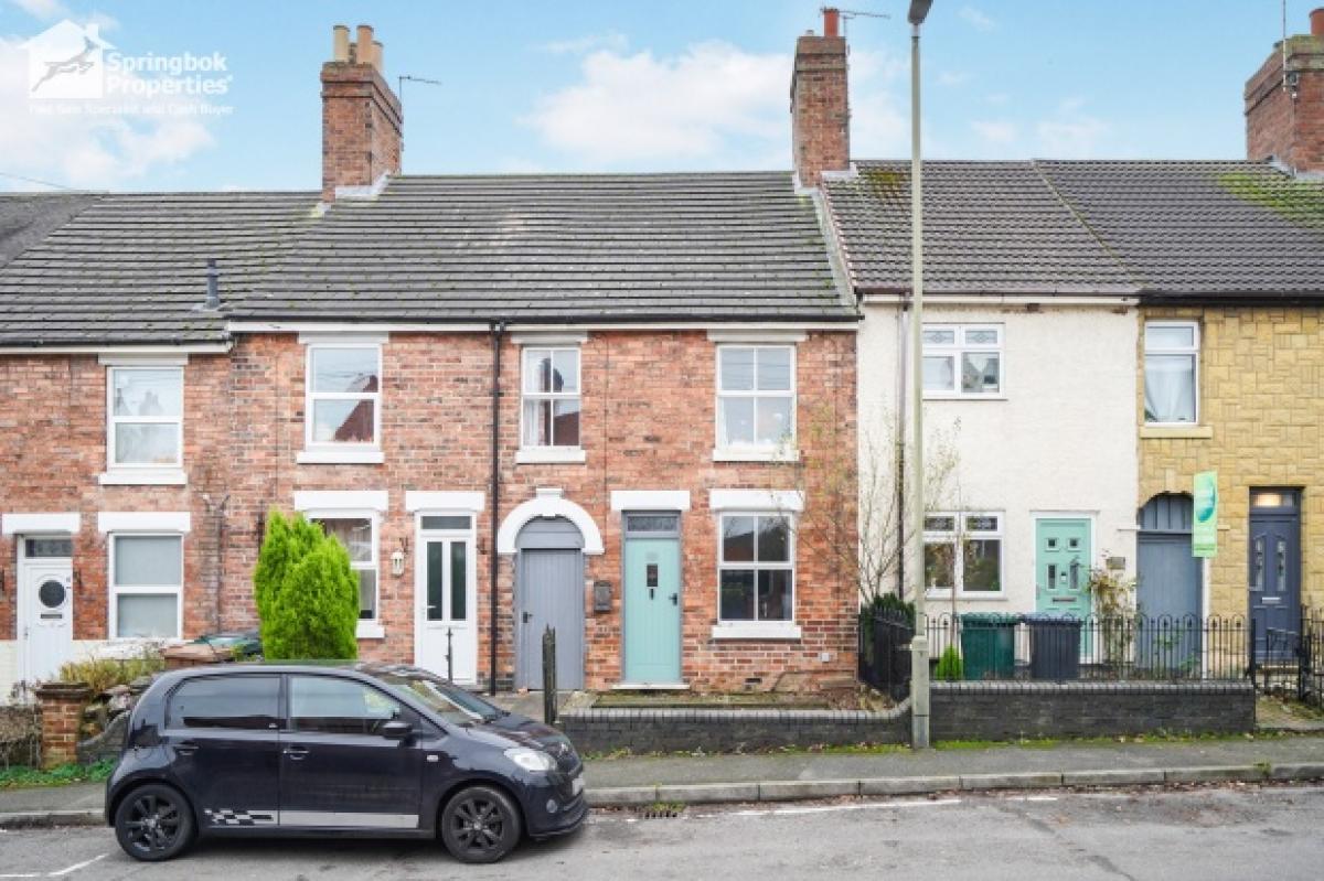 Picture of Home For Sale in Swadlincote, Derbyshire, United Kingdom