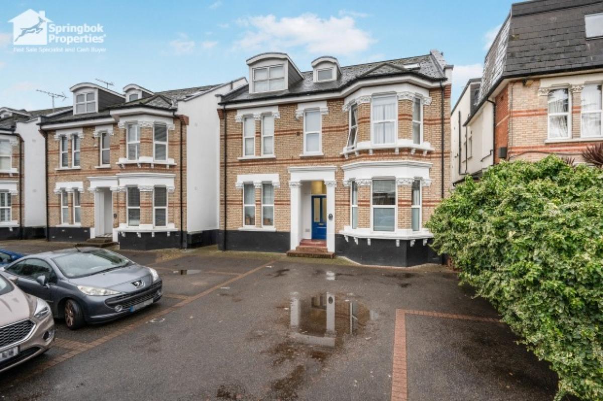 Picture of Apartment For Sale in Kingston upon Thames, Greater London, United Kingdom