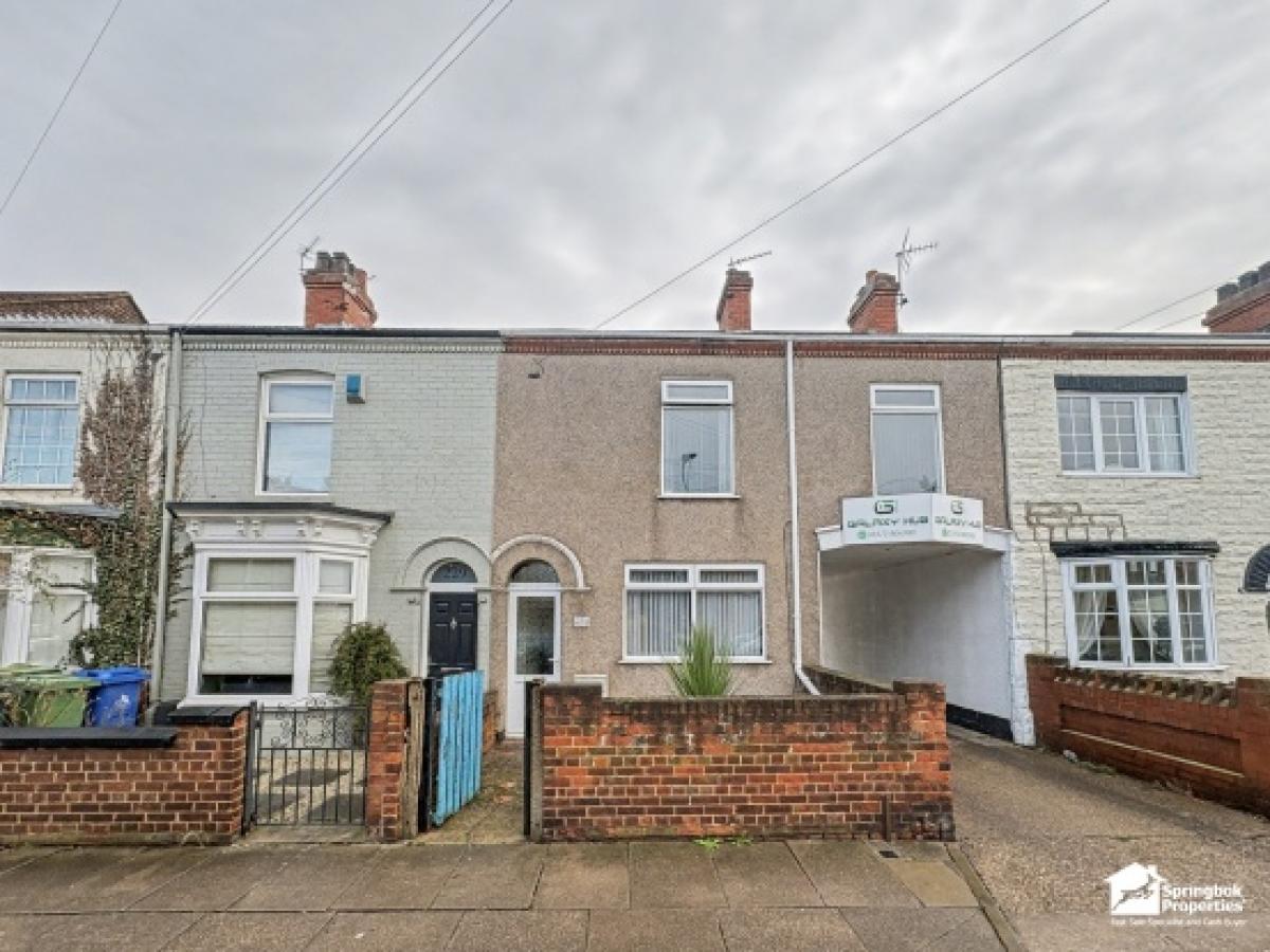 Picture of Home For Sale in Grimsby, Lincolnshire, United Kingdom