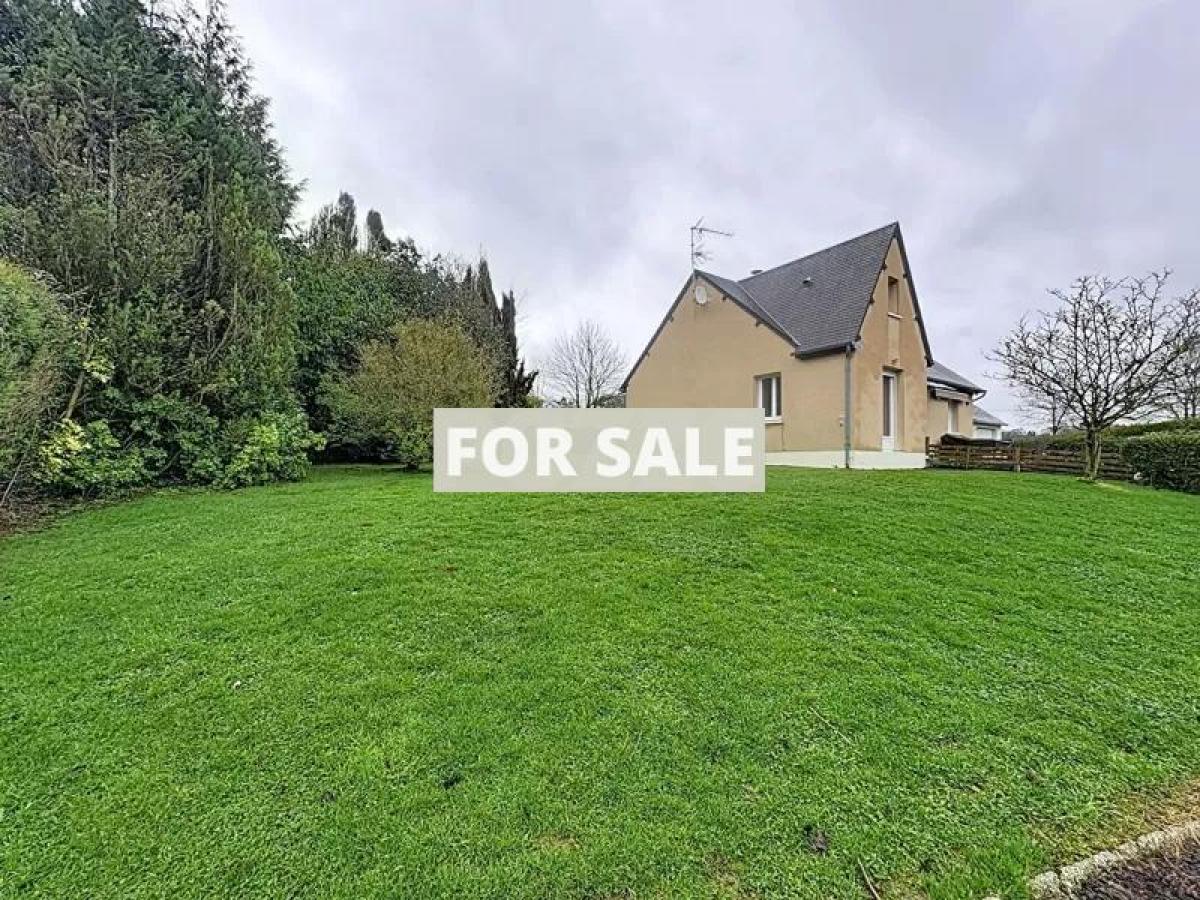 Picture of Home For Sale in Fleury, Bourgogne, France