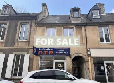 Retail For Sale in Bayeux, France
