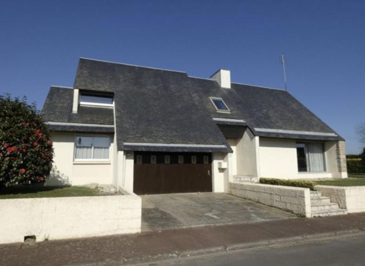 Picture of Home For Sale in Saint Hilaire Du Harcouet, Lower Normandy, France