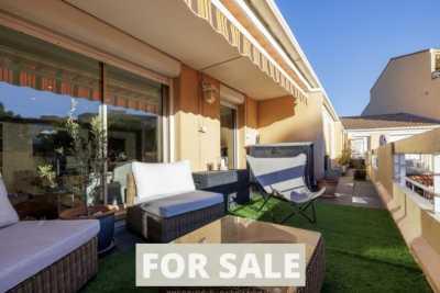 Apartment For Sale in 