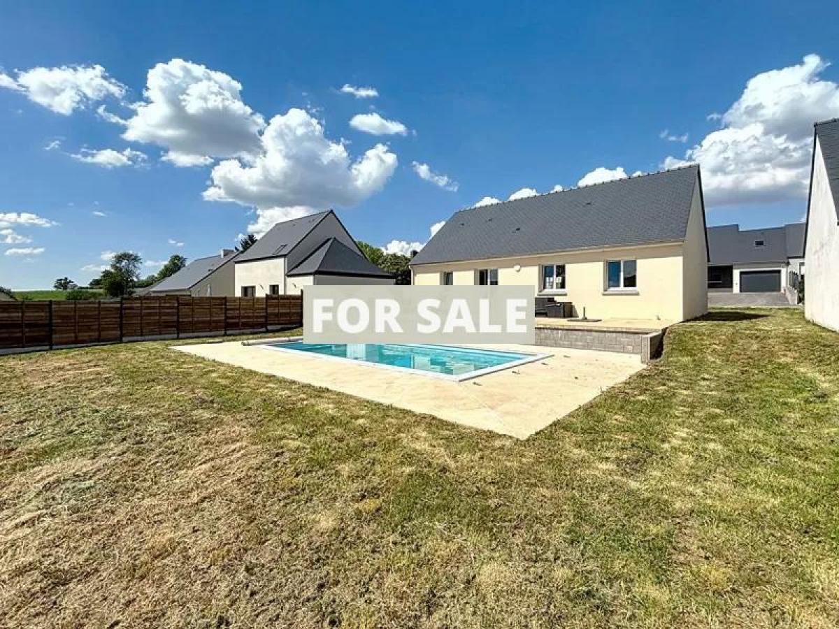 Picture of Home For Sale in Brecey, Manche, France