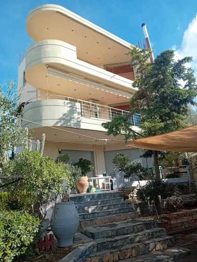 Home For Sale in Kallithea, Greece