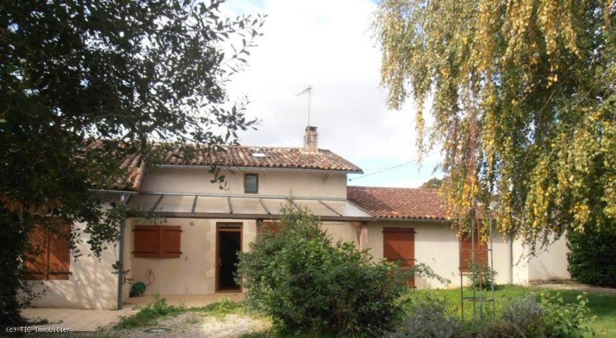 Picture of Home For Sale in Blanzay, Poitou Charentes, France