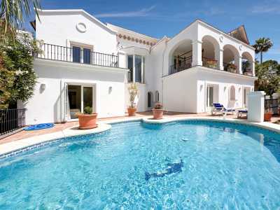 Villa For Sale in 