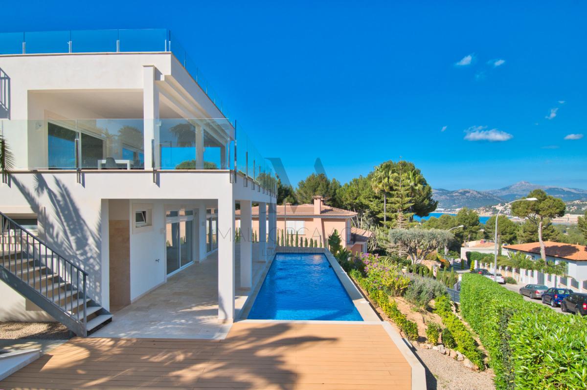Picture of Villa For Sale in Santa Ponsa, Balearic Islands, Spain